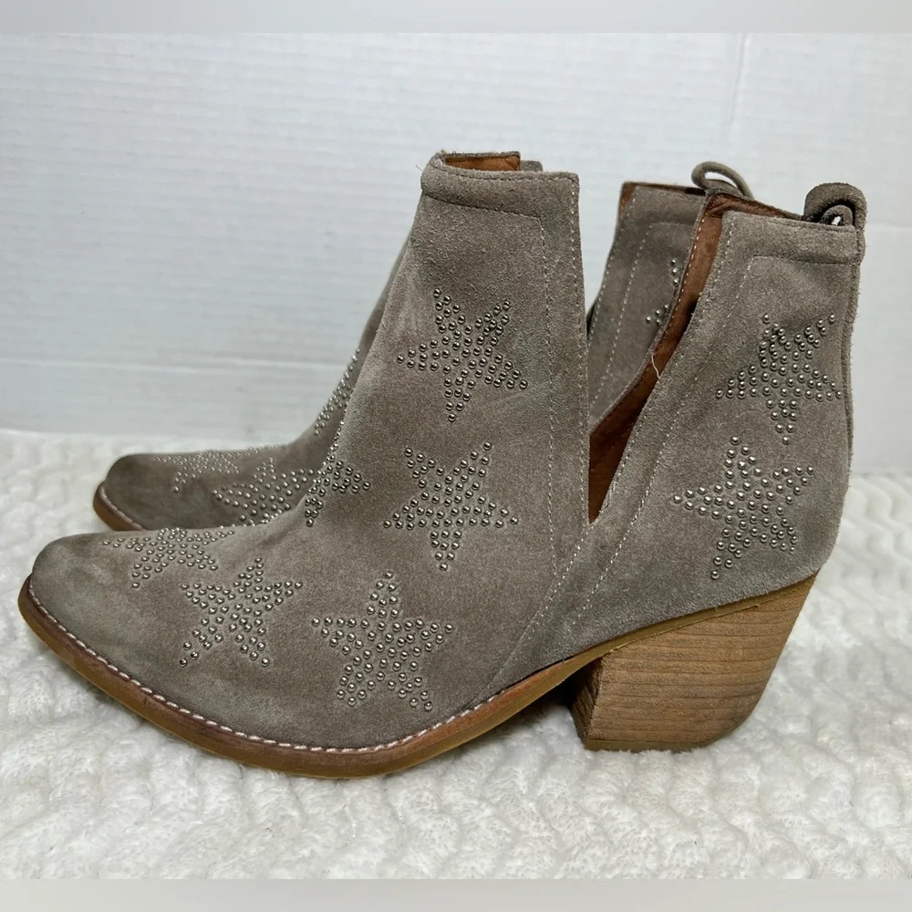 Jeffrey Campbell Asterial Taupe Suede Ankle Star Studded Booties Women’s Size 9